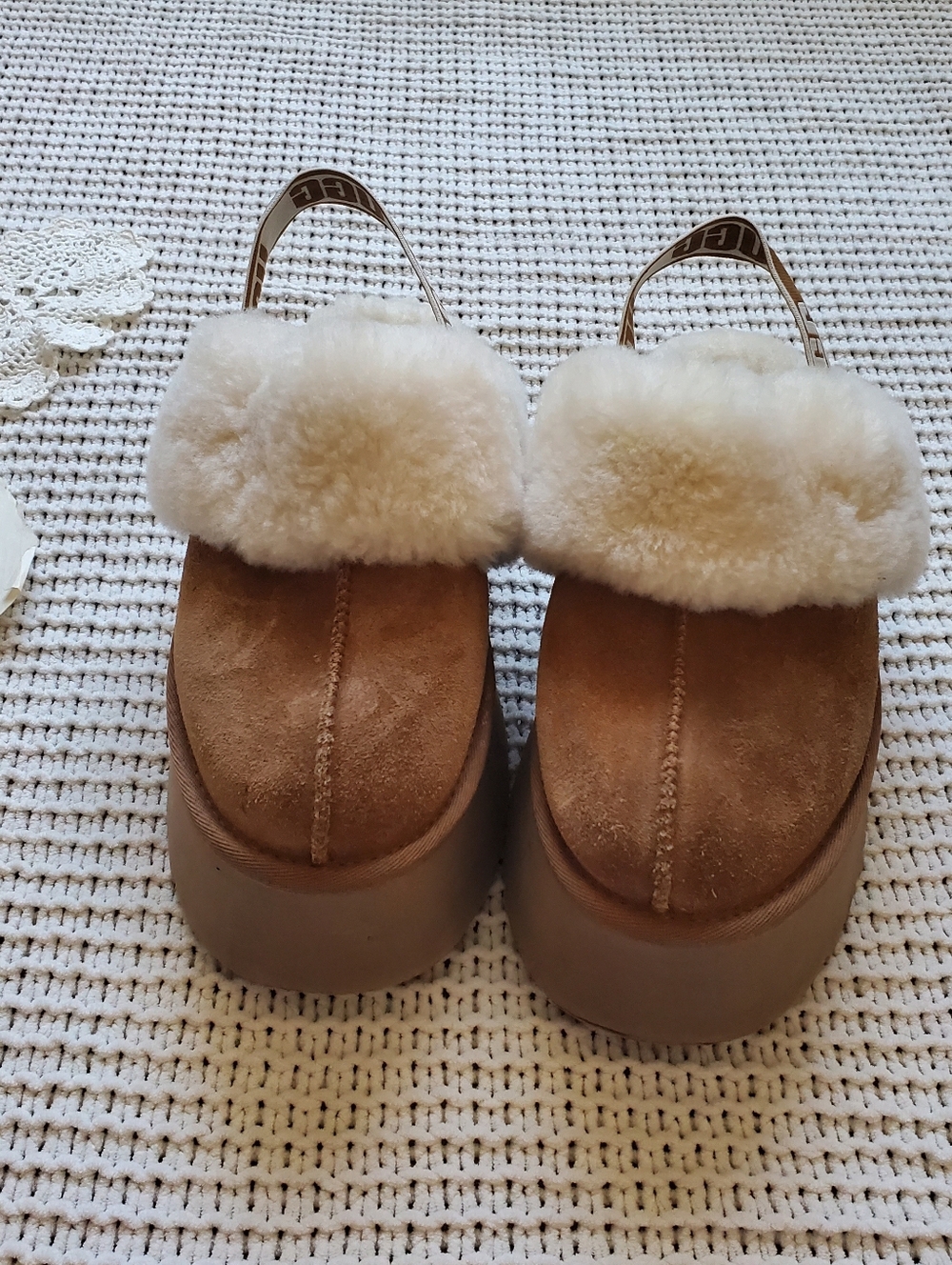 UGG Women's Funkette slippers in the Chestnut color - Picture 3 of 11